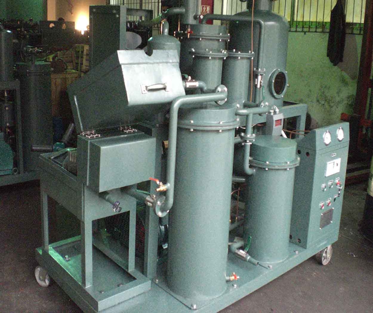 High Vacuum Cooking Oil Purification System, Vegetable Oil Purifier, Palm Oil Filtration, Biodiesel Oil Pre-treatment Plant, Recycling UCO, UVO, etc.. 
